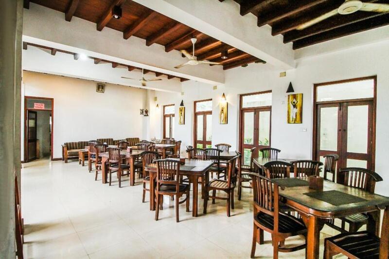 Ceylonica Beach Hotel Negombo Eksteriør billede