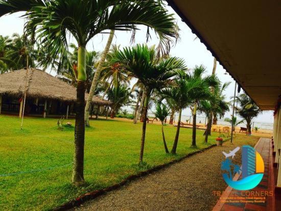 Ceylonica Beach Hotel Negombo Eksteriør billede