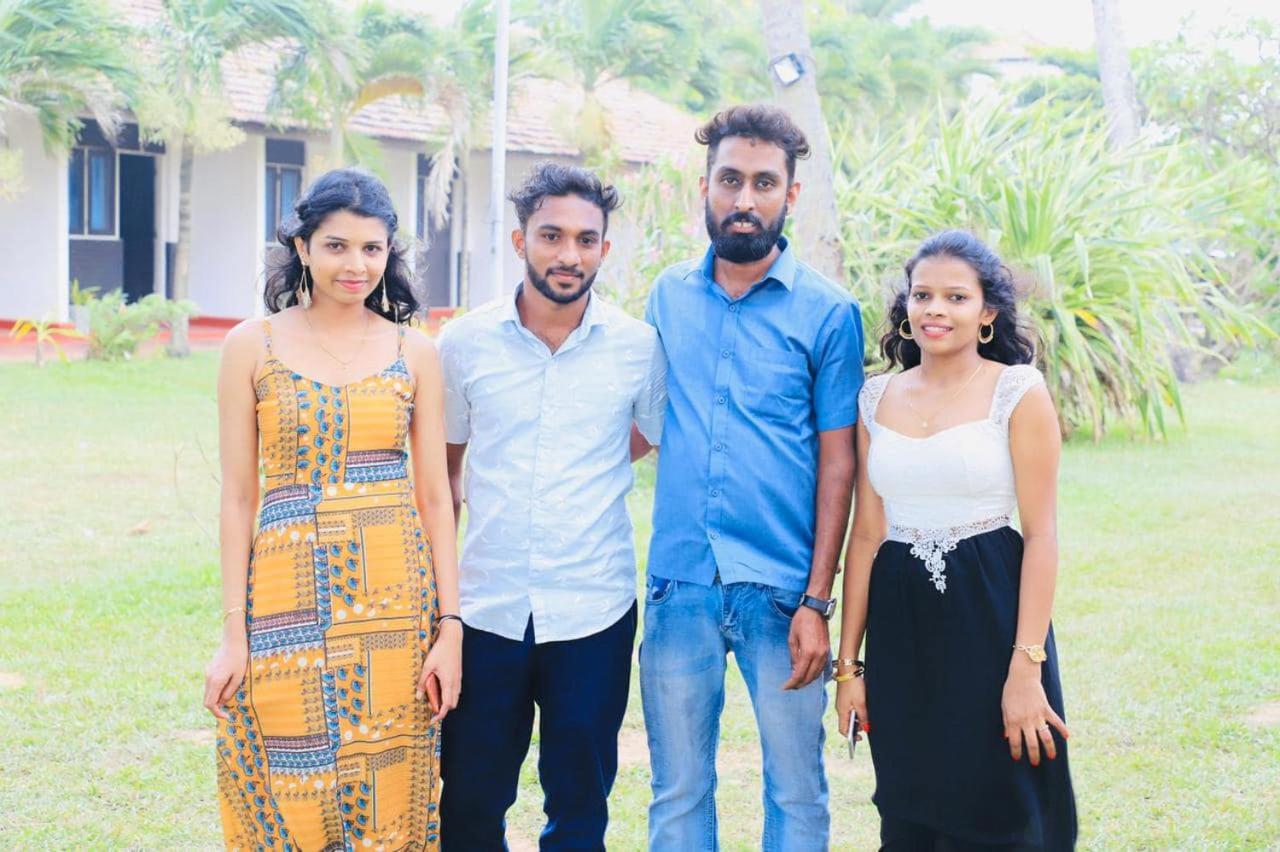 Ceylonica Beach Hotel Negombo Eksteriør billede