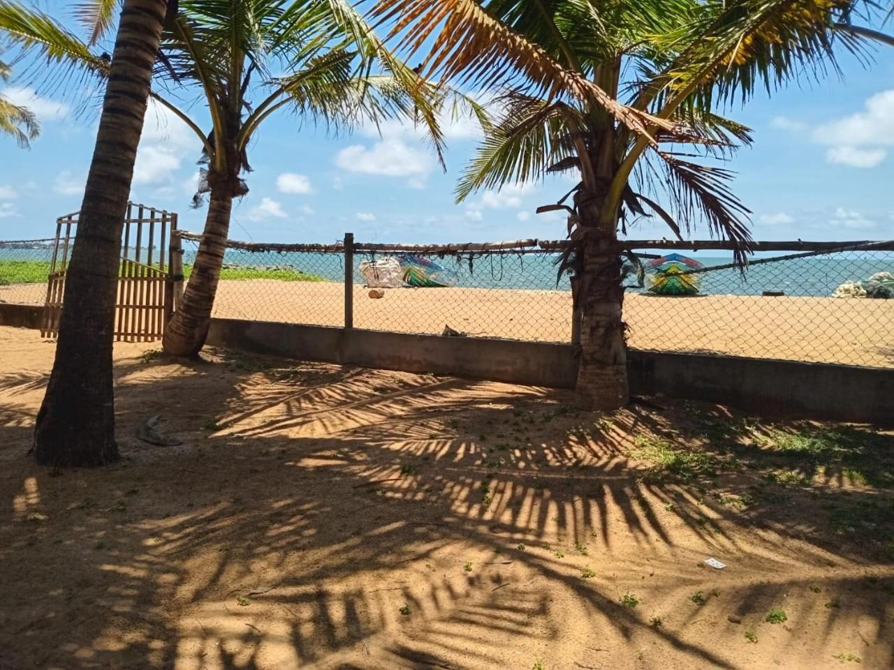 Ceylonica Beach Hotel Negombo Eksteriør billede