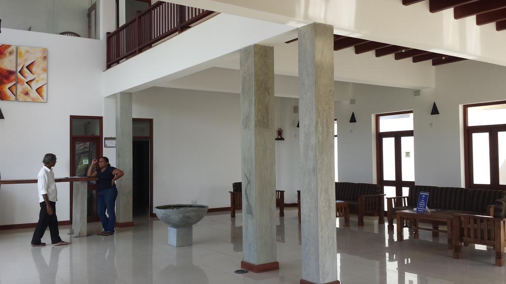 Ceylonica Beach Hotel Negombo Eksteriør billede